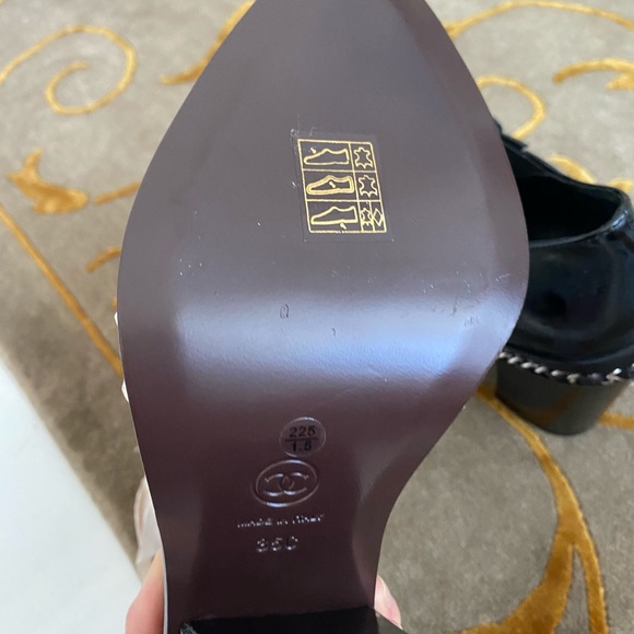 Chanel chain booties - Picture 8 of 8